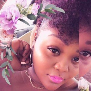 Meet your Posher, Lisa e